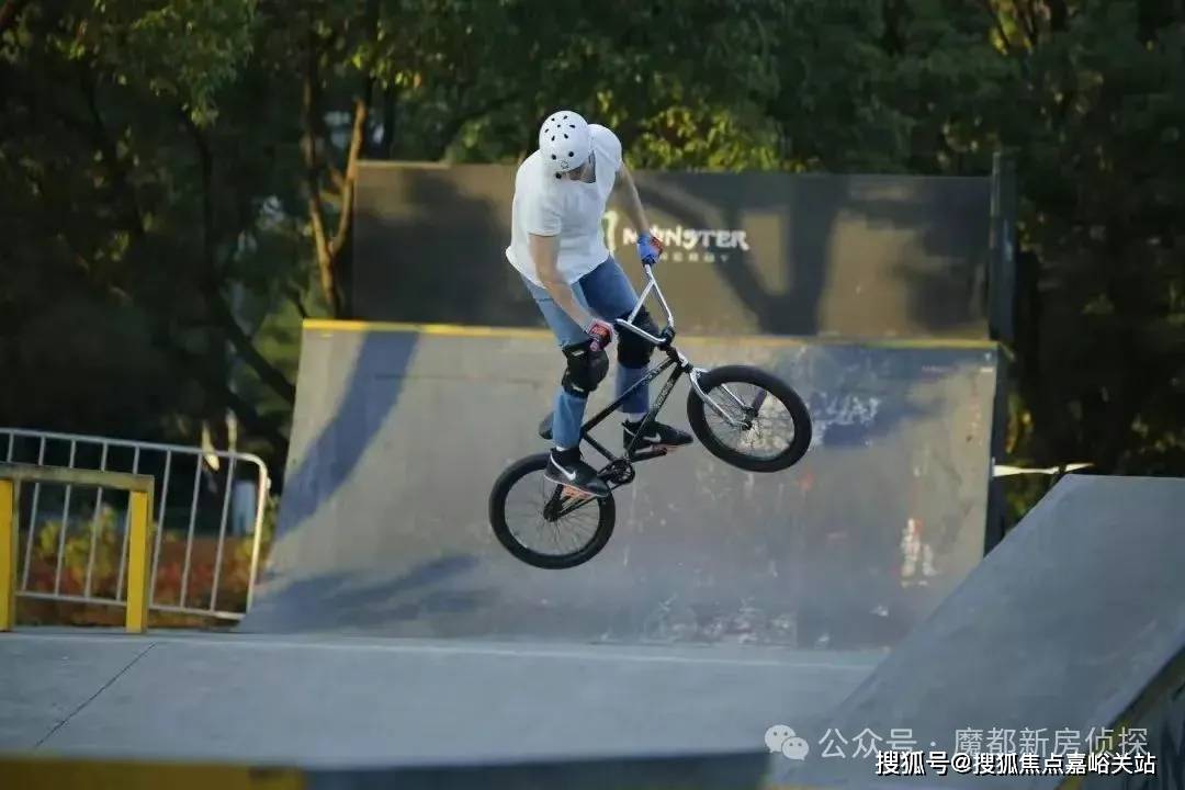 售中心 - 环境户型价格地址楼盘详情配套电话交房时间配套电话交房时间不朽情缘平台登录入口建发·海宸 (售楼处) 首页 - 建发·海宸销(图6)