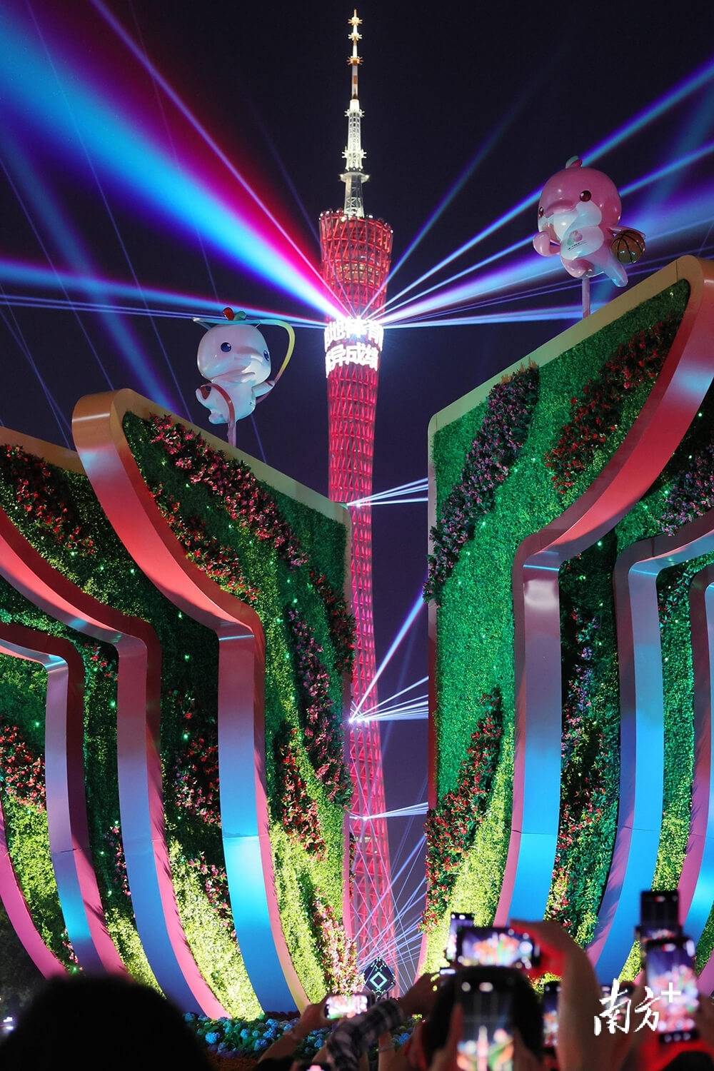 ｜南方日报、南方+2025年度照片不朽情缘试玩网站光影为纪心映万象(图11)