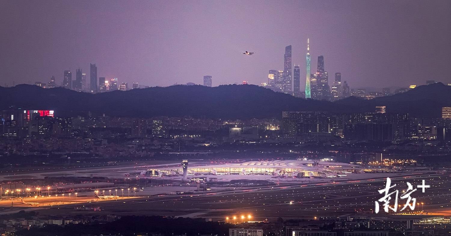 ｜南方日报、南方+2025年度照片不朽情缘试玩网站光影为纪心映万象(图20)