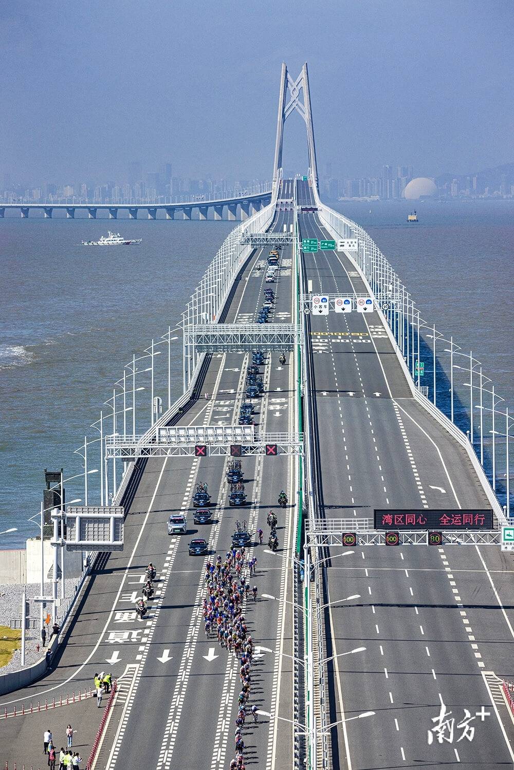 ｜南方日报、南方+2025年度照片不朽情缘试玩网站光影为纪心映万象(图42)