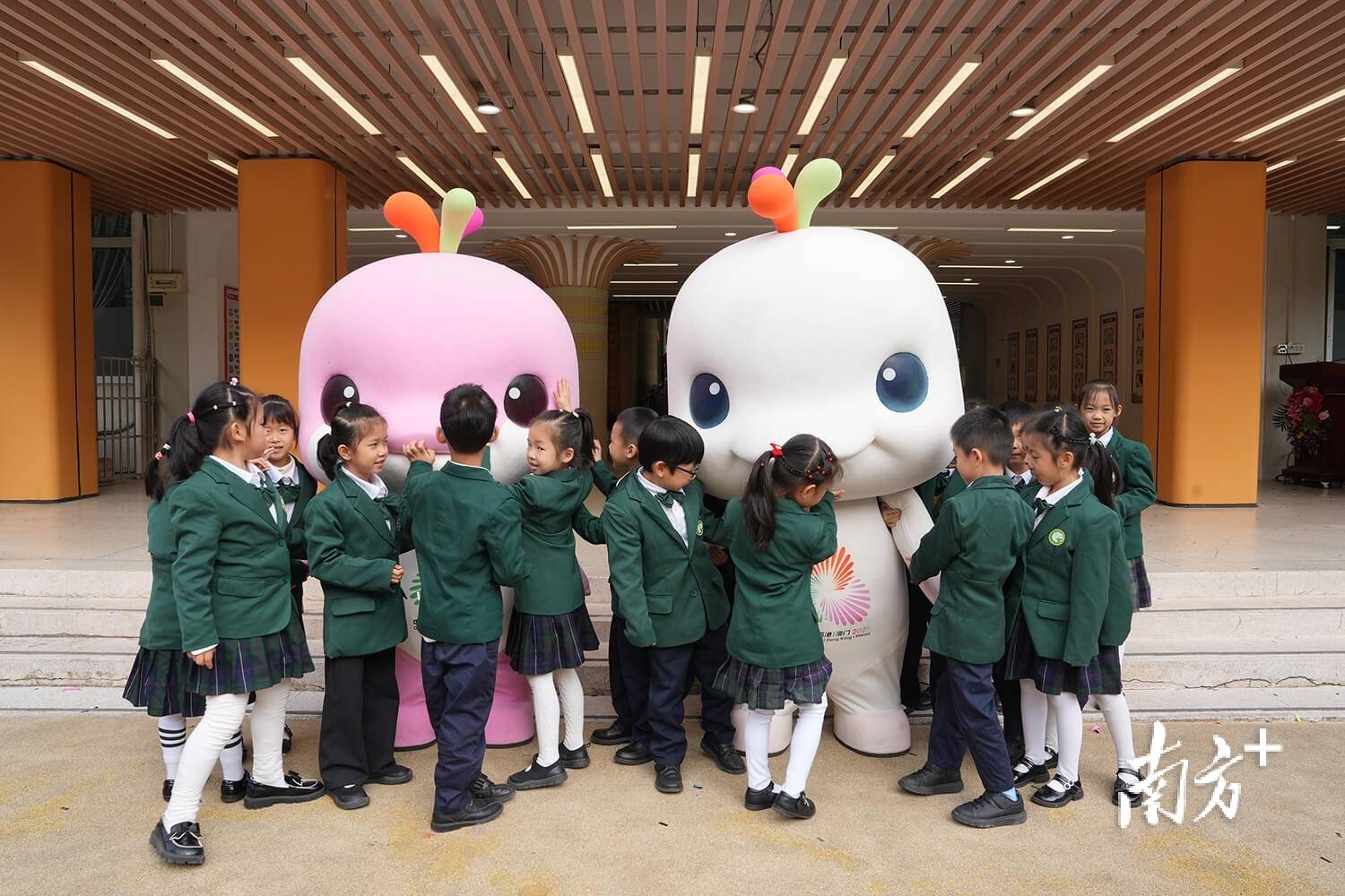 ｜南方日报、南方+2025年度照片不朽情缘试玩网站光影为纪心映万象(图73)